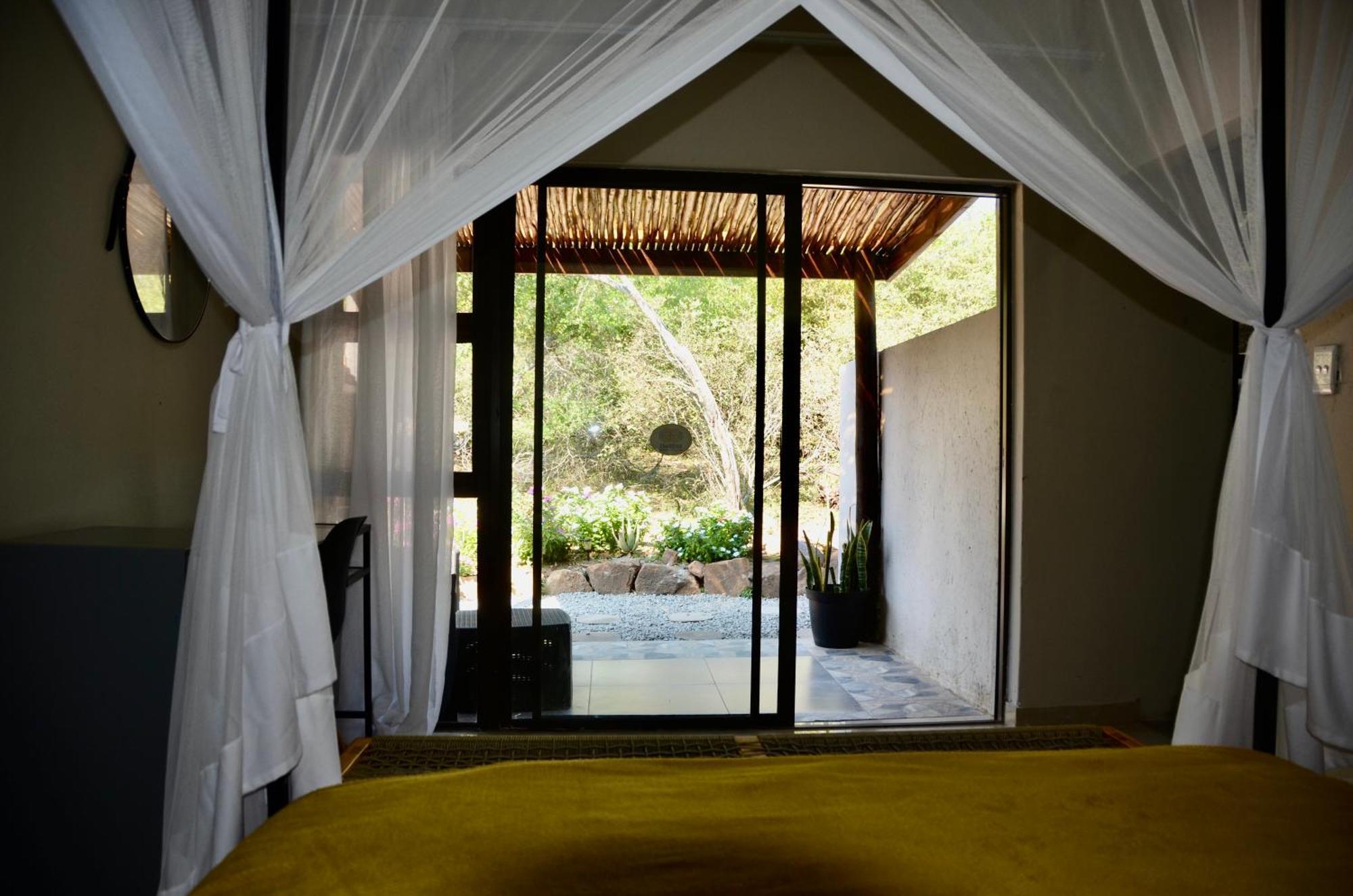Kholiwe On Kruger Lodge & Safaris Marloth Park Eksteriør bilde